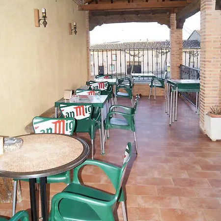 Rural Casa El Cura 2*