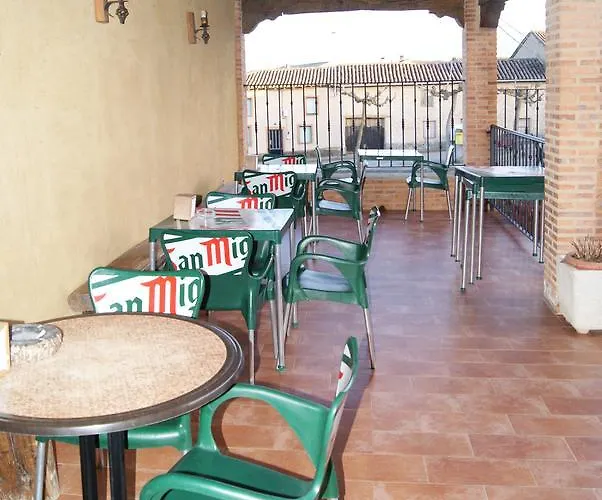 Rural Casa El Cura 2*